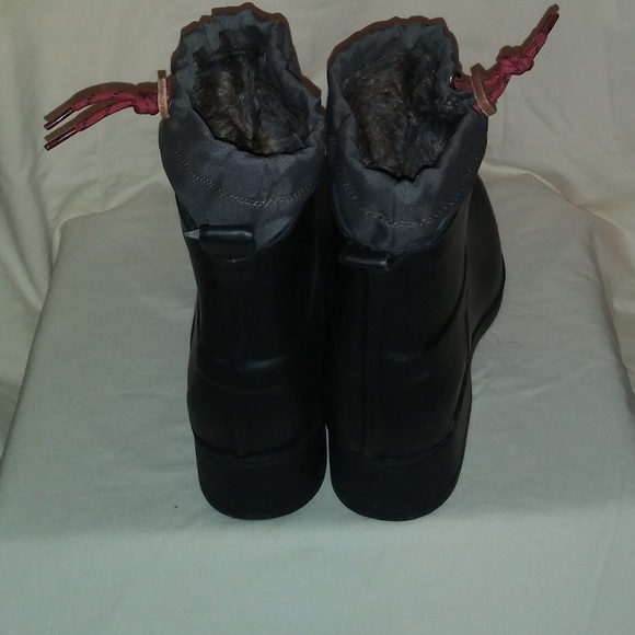 Rain boots - Picture 4 of 5